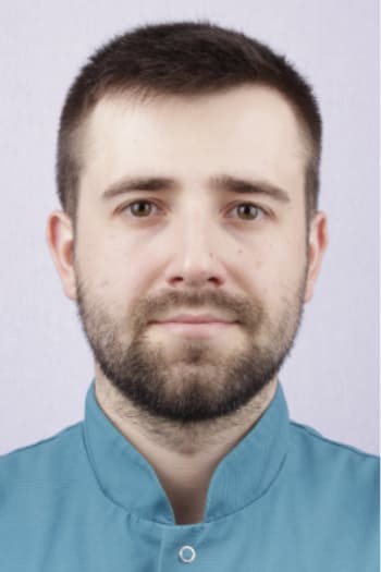 Стоматолог ортодонт Павел Штефан