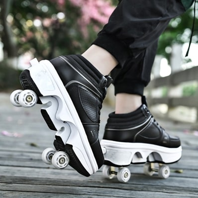 Фото черных кроссовок роликов в черном цвете с открытыми колесами